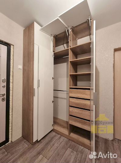 Шкаф в детскую