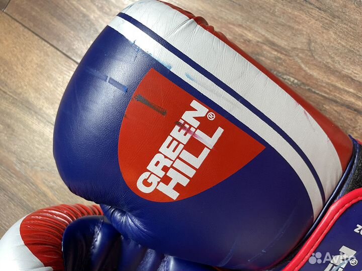 Боксерские перчатки 12 oz