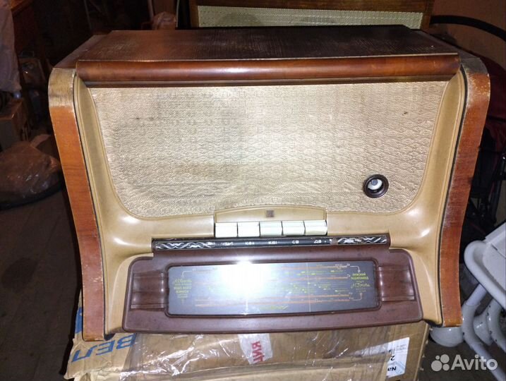 Радиола рижского завода