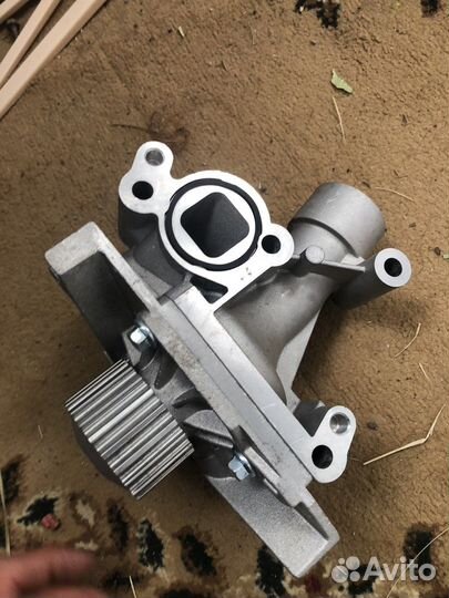 Помпа на пежо 407