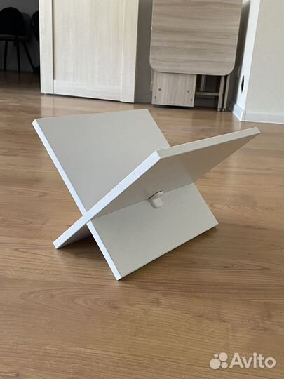 Подставка для сумок