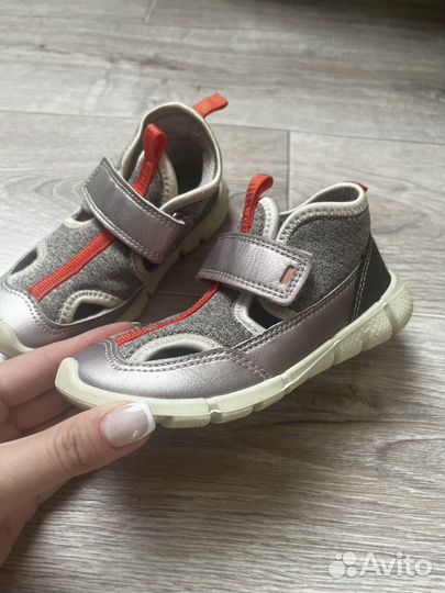 Кросовки летние ecco 24