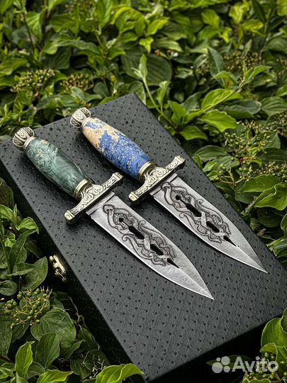 Нож из дамасской стали