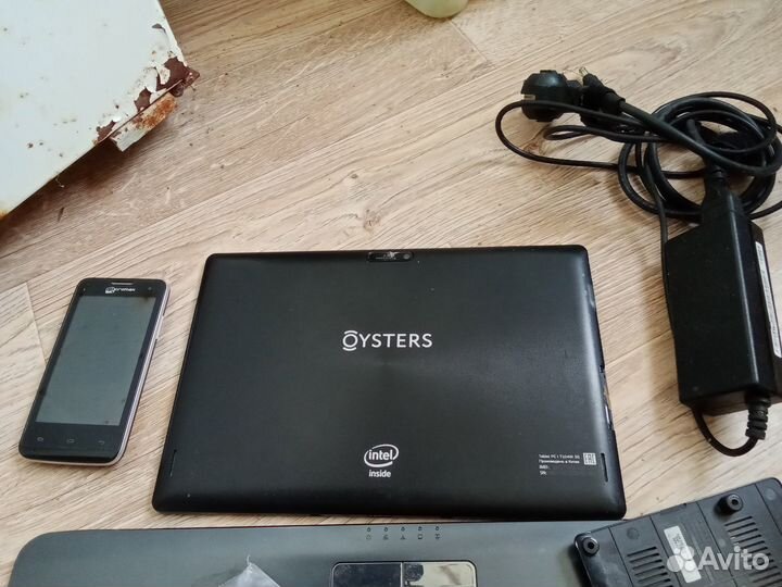 Продаю не рабочая техника ноутбук планшет телефон