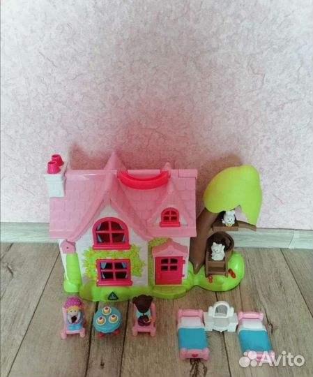 Автобус, школа, корабль, домик кошечки собачки