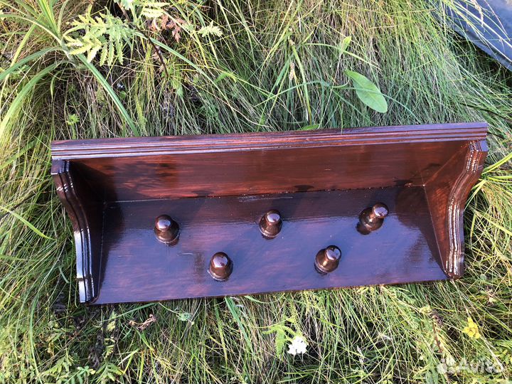 Вешалка настенная в прихожую