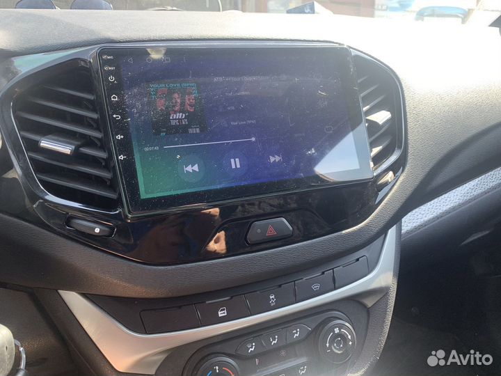 Магнитола LADA Vesta