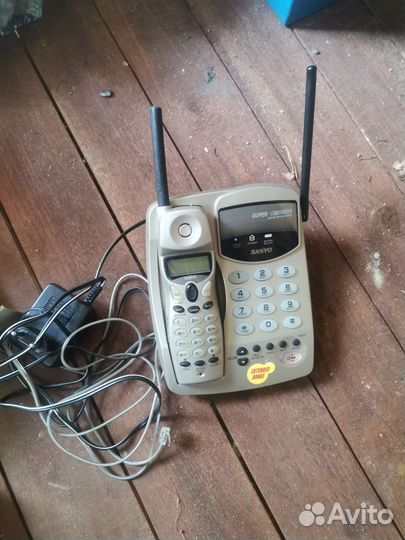 Радиотелефон