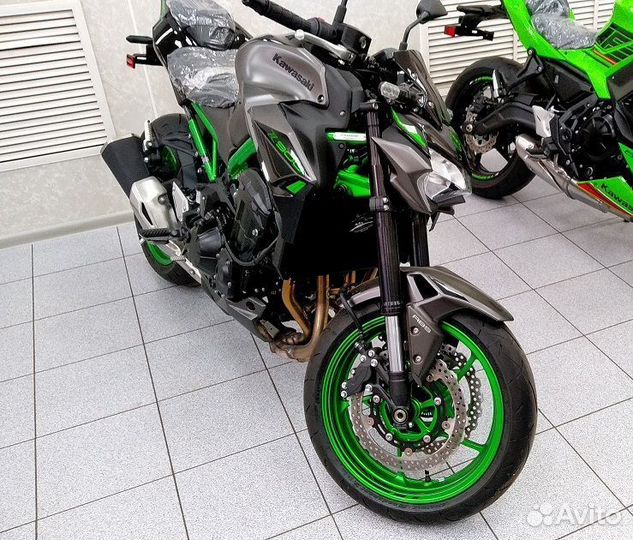 Kawasaki Z 900 2023