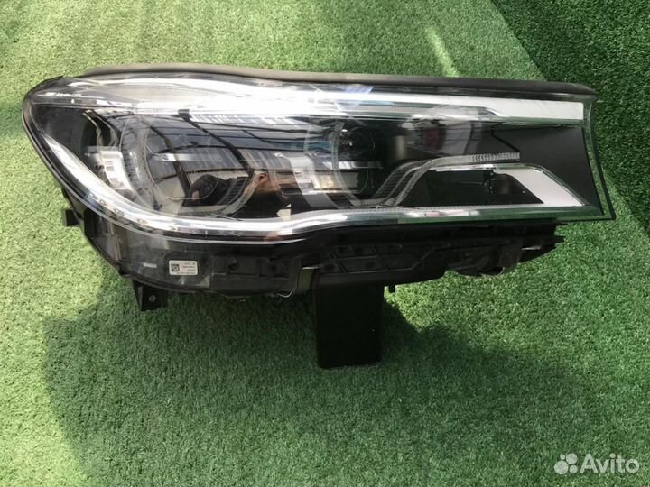 Фара правая BMW 7-Series