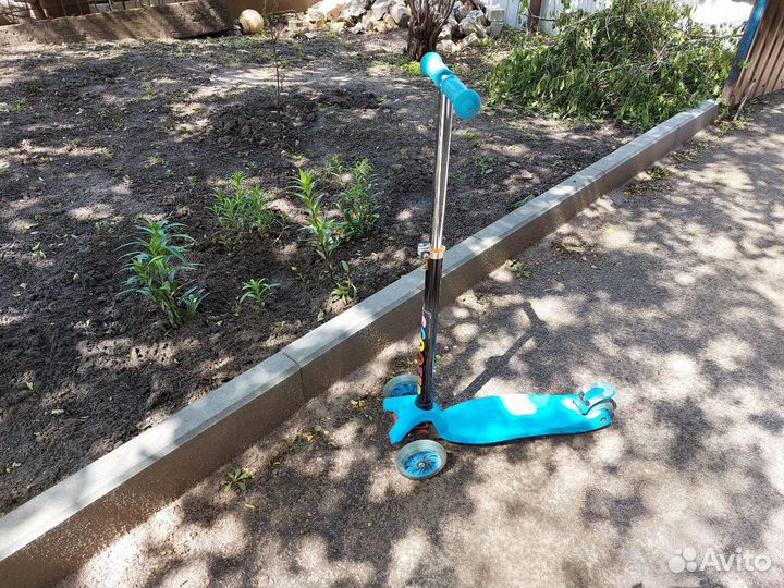 Детский самокат ScooTer