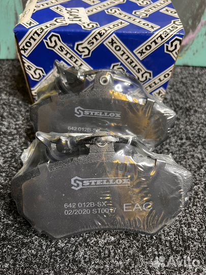 Тормозные колодки новые