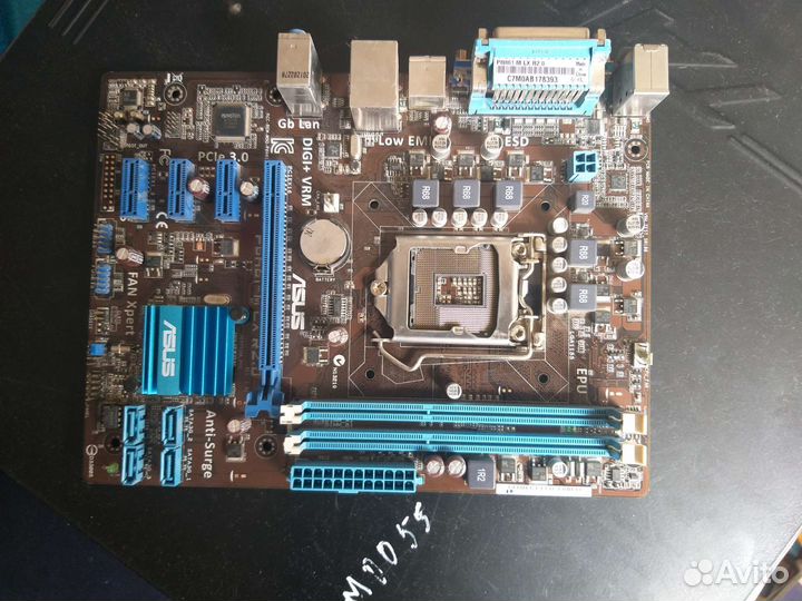 Материнская плата asus