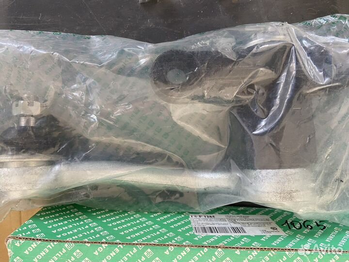 Ручки дверей Volkswagen Passat правые: пер.и задн