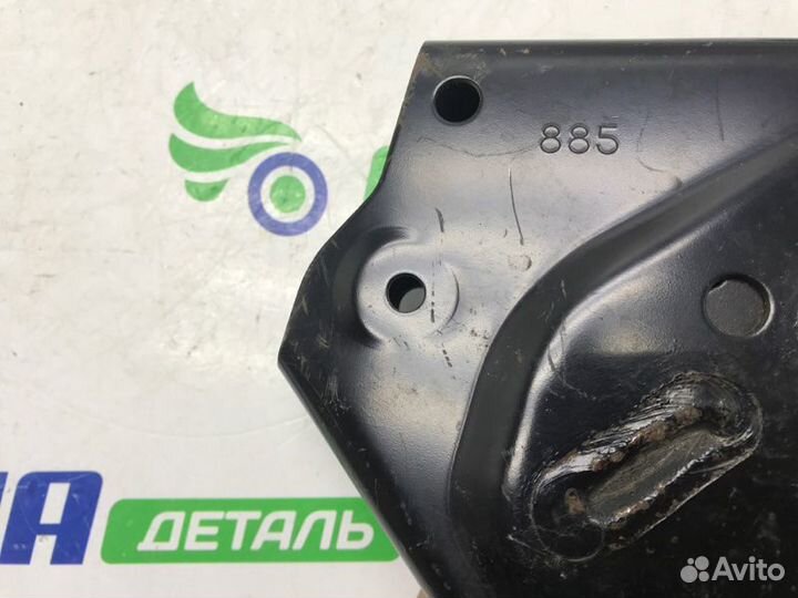 Кронштейн усилителя бампера передний левый Mazda