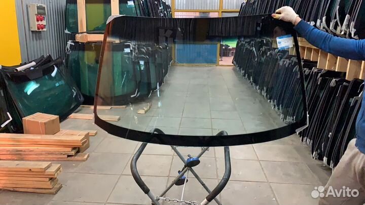 Лобовое стекло Хендай Соната