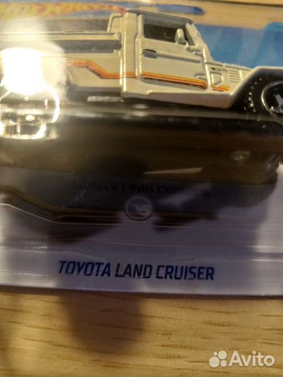 Машинка Hot wheels