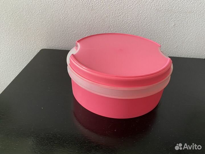 Контейнер новый для сладостей Tupperware