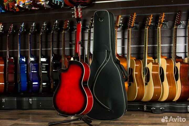 Акустическая гитара Prado + Аксессуар