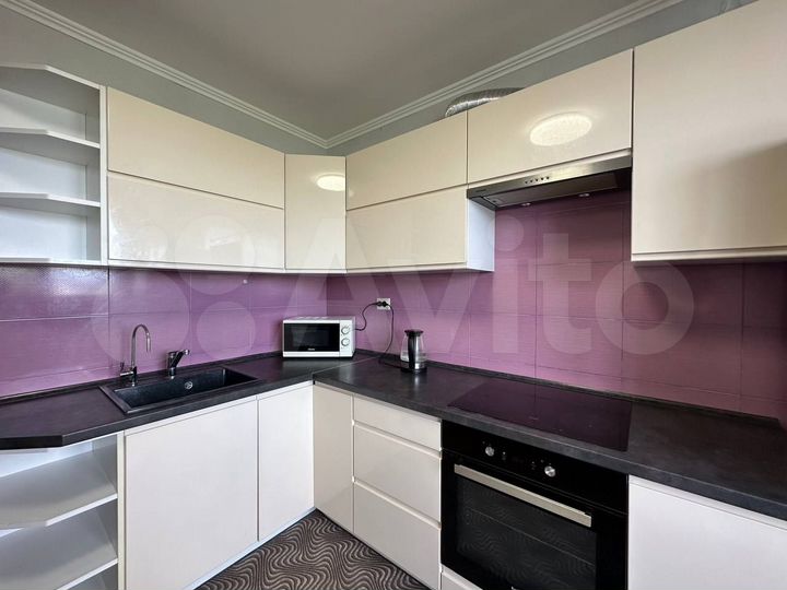 3-к. квартира, 67 м², 9/9 эт.