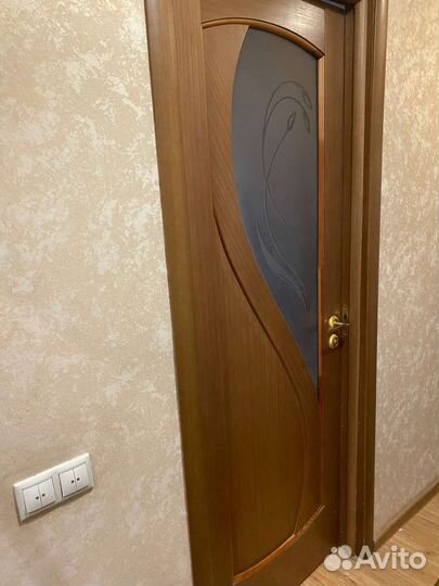 Дверь входная деревянная бу