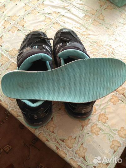Трекинговые ботинки 