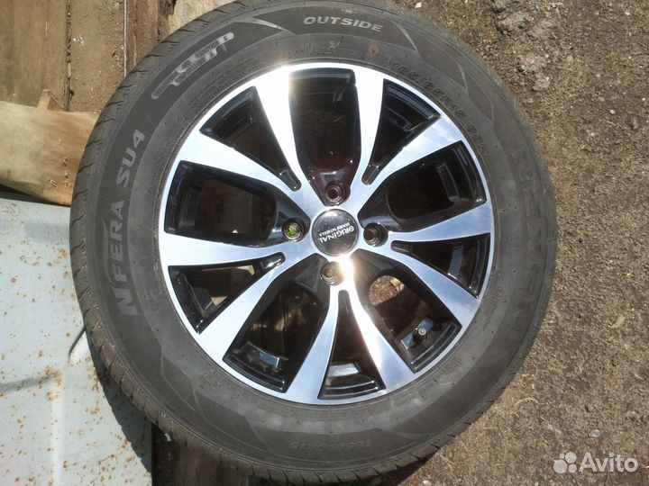 Летняя резина на аллюминивых дисках 4 шт