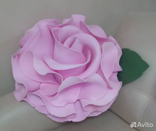 Композиция из трех роз