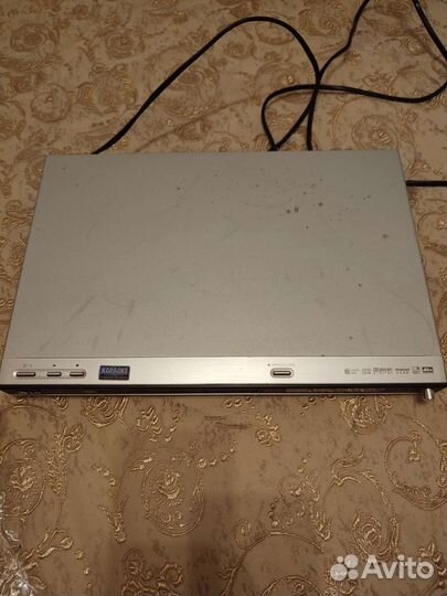 DVD плеер LG dke573xb