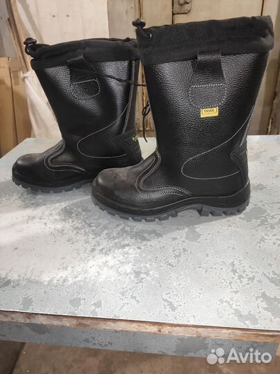 Сапоги мужские зимние рабочие 40 размер