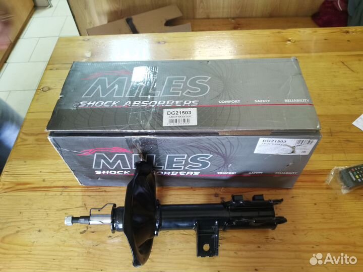 Амортизатор hyundai i30 07- пер.прав.газ