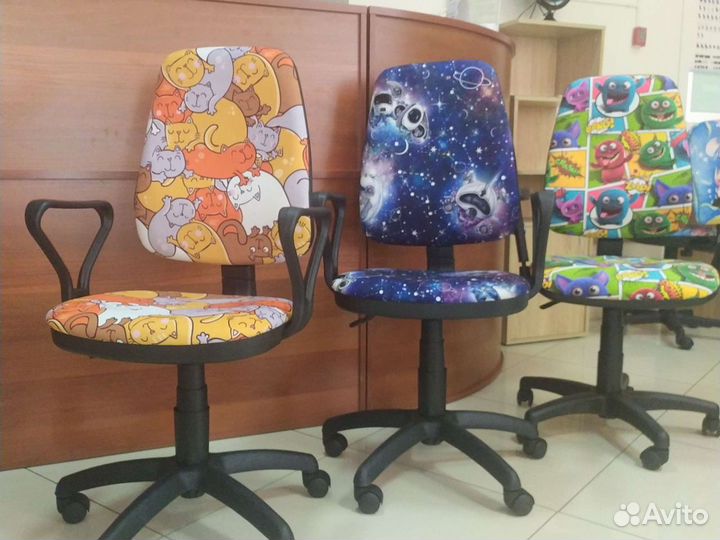 Компьютерное кресло