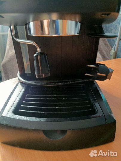 Кофеварка delonghi EC 145