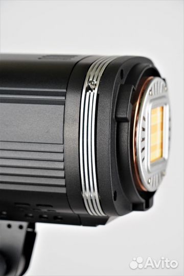 Светодиодный биколорный осветитель FST EF-150B PRO