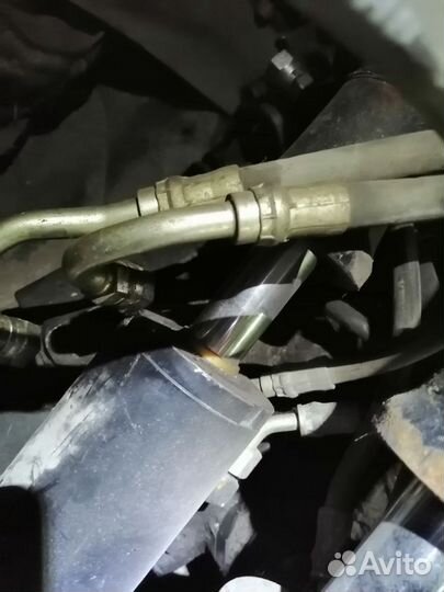 Цилиндры стрелы на погрузчик Komatsu FD25T-16