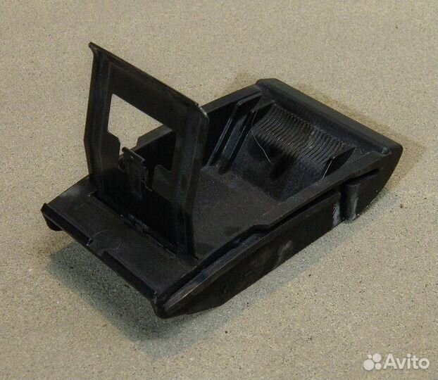 Пепельница передняя VW Polo 3