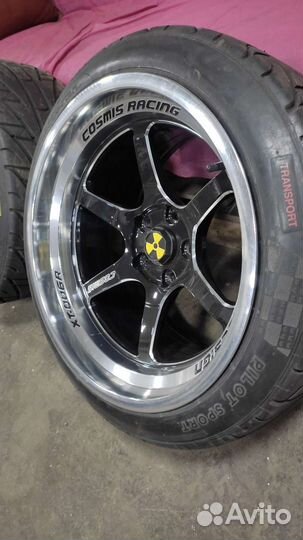Диски r18 Cosmis Racing