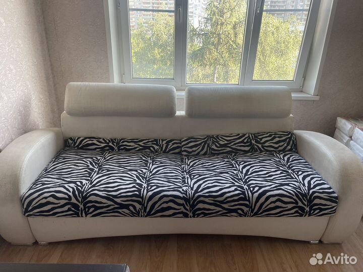 Кожаный диван бу неразборный