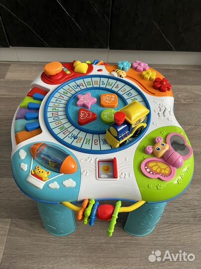 Развивающий столик