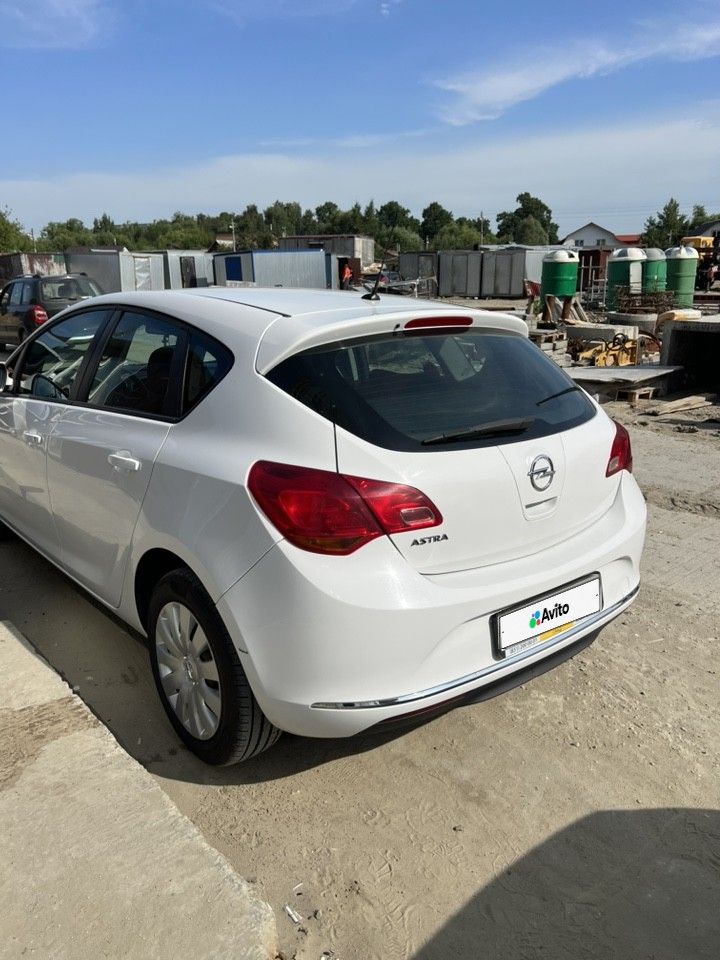 Opel Astra: фото владельца