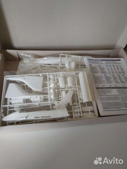 Сборная модель самолета 1 144