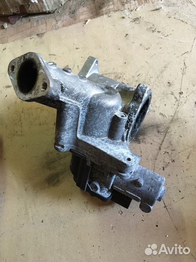 Клапан егр VW B6 2.0tdi 03G129637A / 03G131502