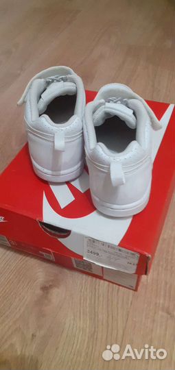 Кроссовки nike