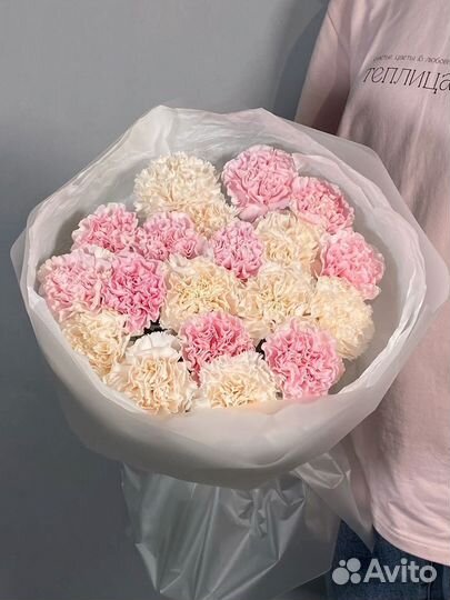 Букеты из живых роз в наличии