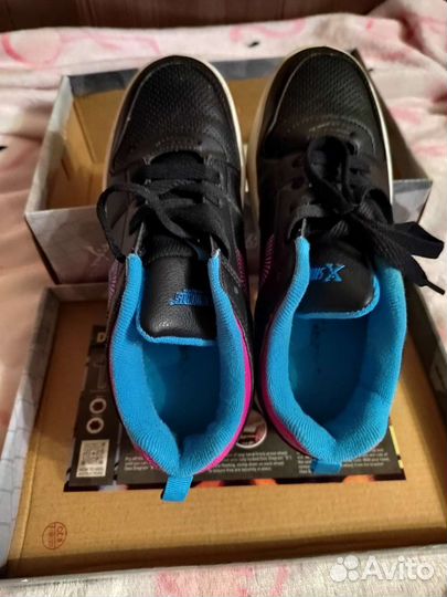 Роликовые кроссовки heelys