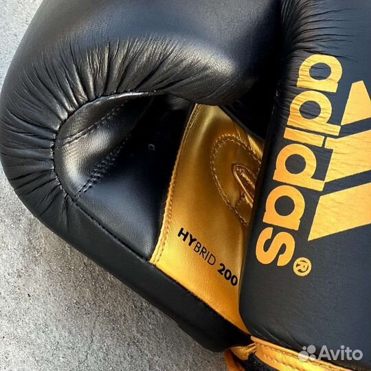 Боксёрские перчатки. мма. Кикбоксинг. Тайский бокс