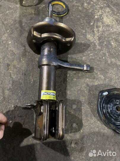 Амортизаторы передние на калину