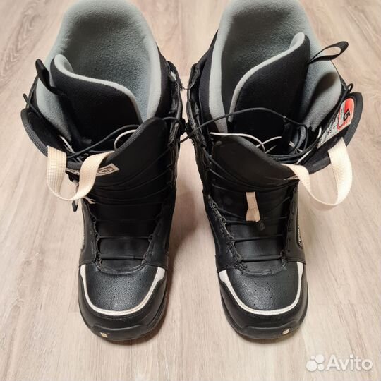 Сноубордические ботинки burton