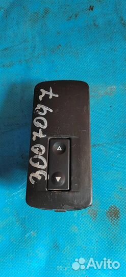 Кнопка стеклоподъемника Opel Vectra C рест(2005-2