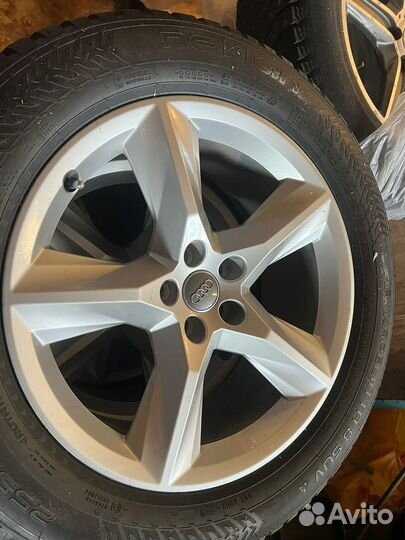 Nokian Tyres Hakkapeliitta 8 SUV 255/55 R19 111T